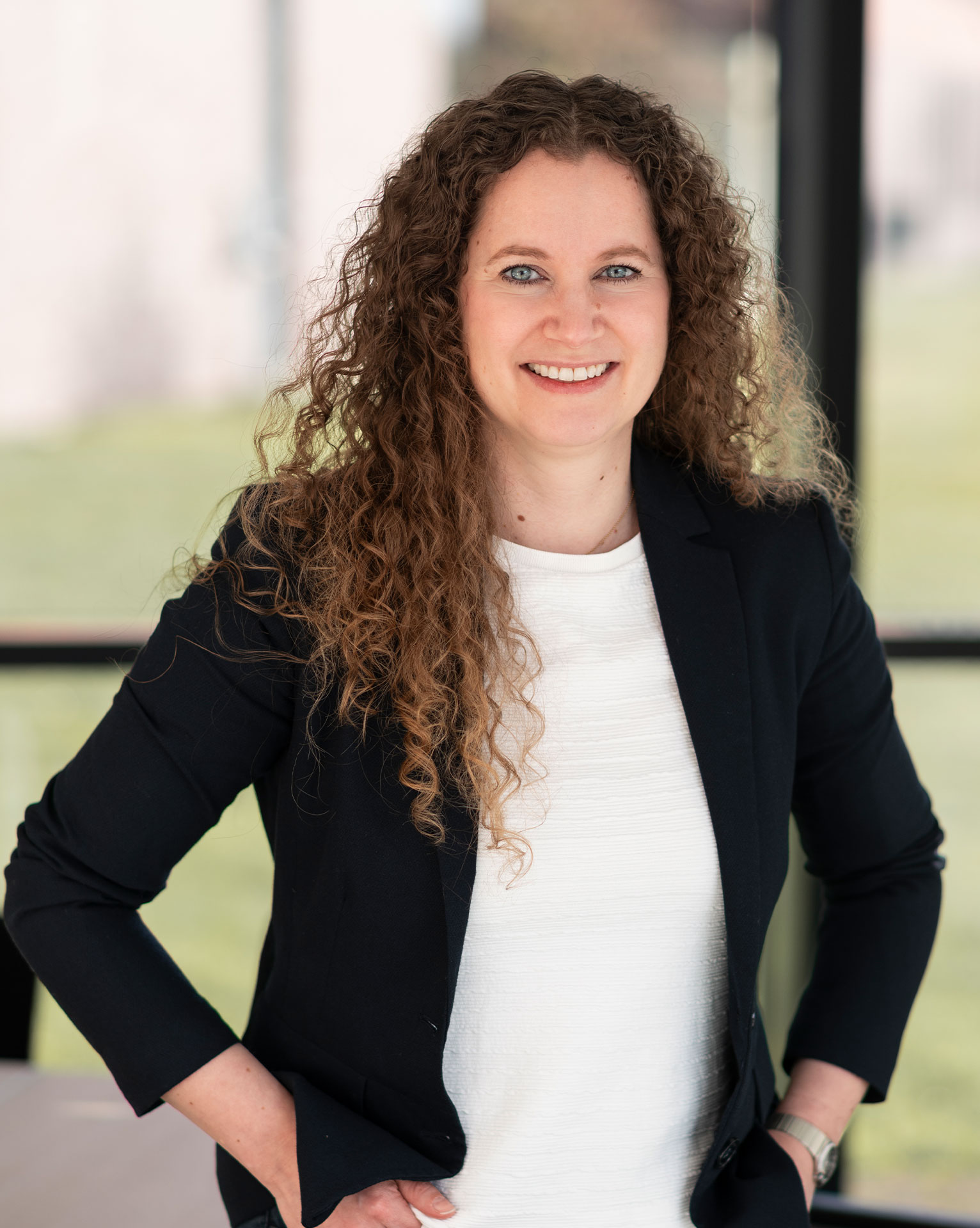 Dipl.-Steuerjuristin (FH) und Steuerberaterin Anika Robenek